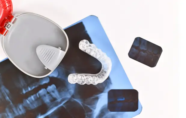 how to clean a gum shield